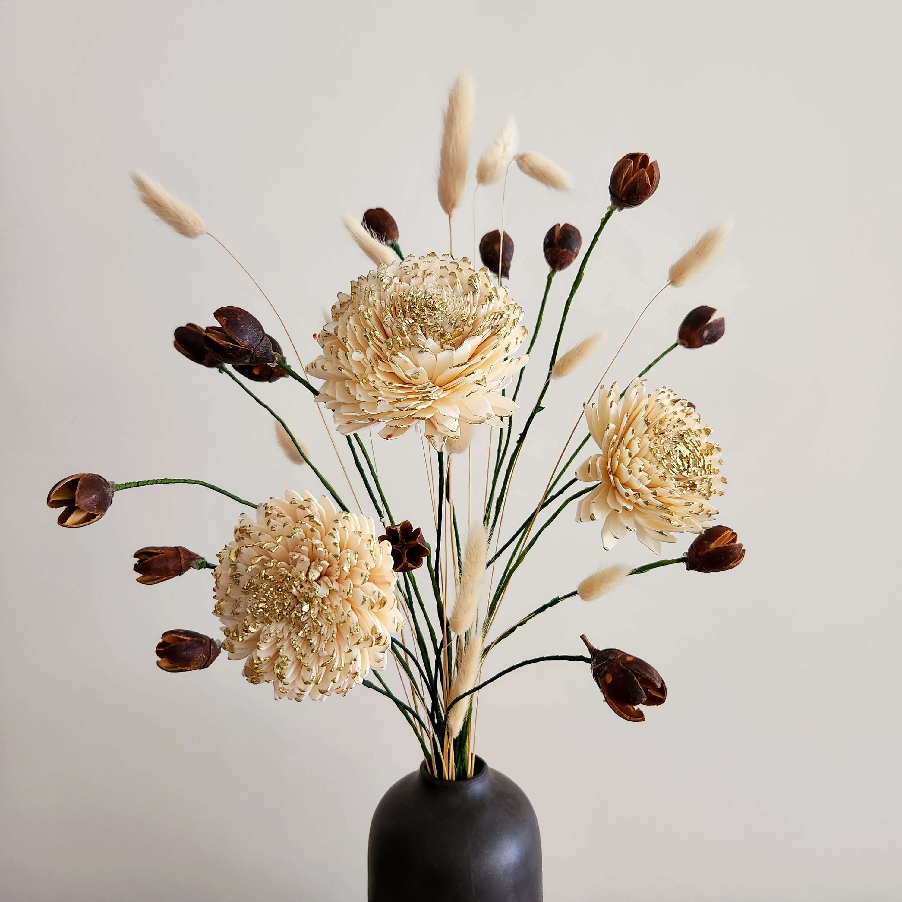 White & Gold Elegant Flower Bouquet