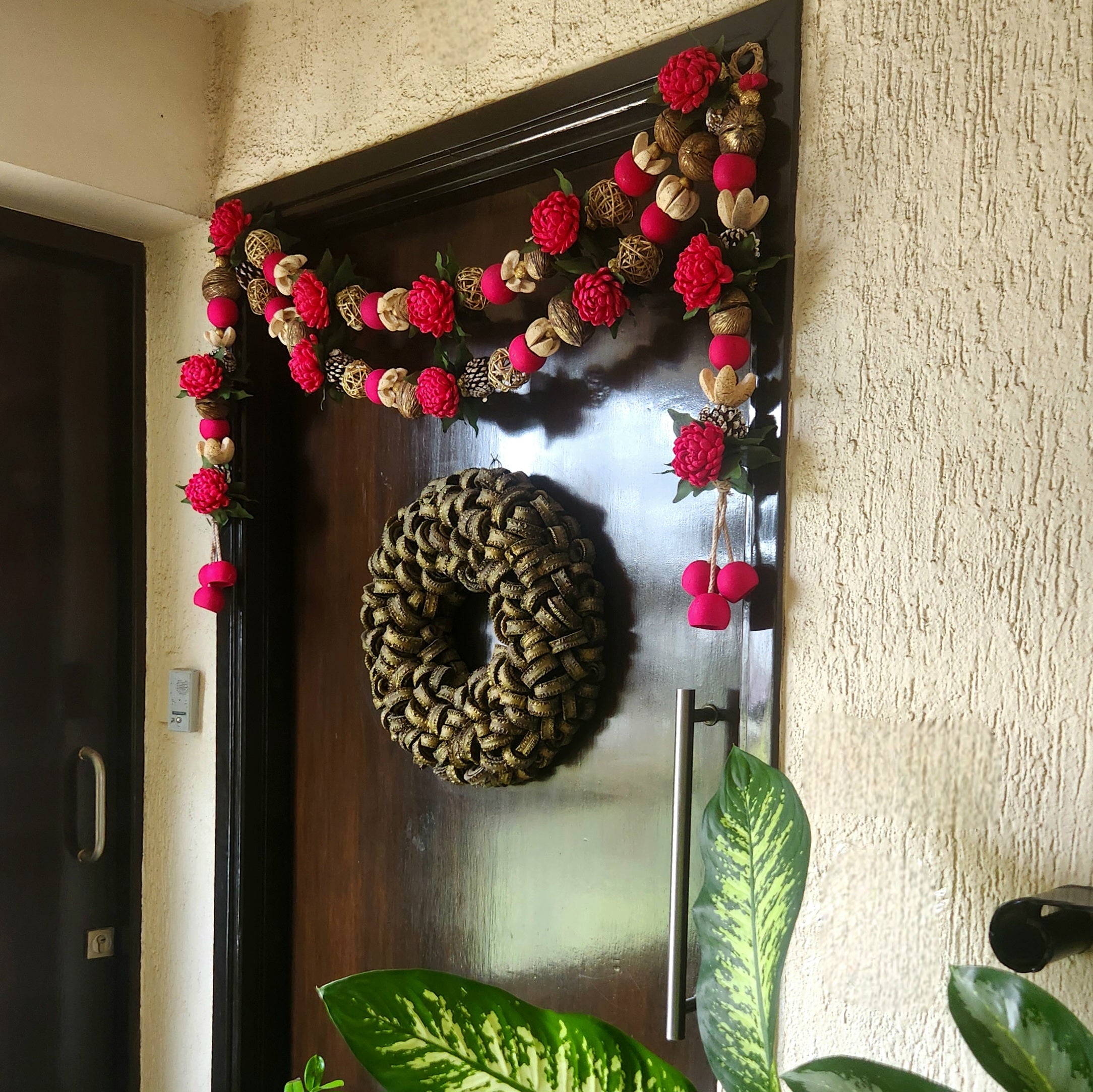 Red floral Bandhanwar for main door