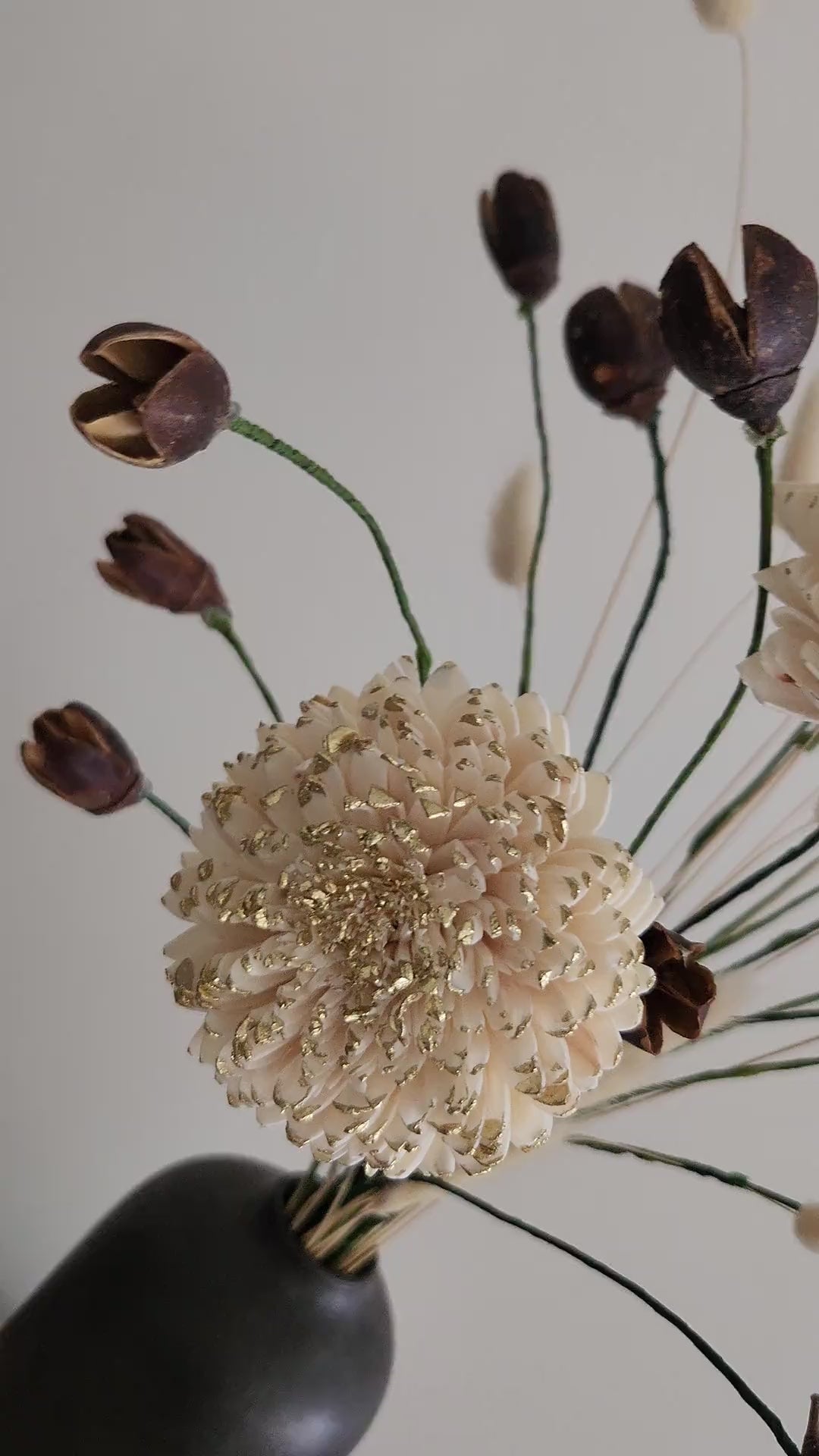 White & Gold Elegant Flower Bouquet